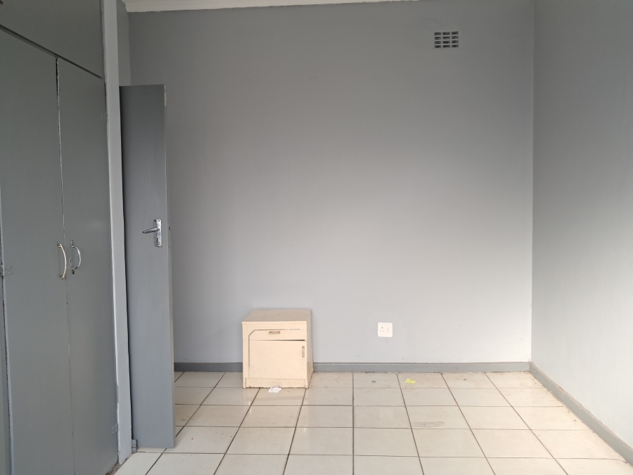 To Let 2 Bedroom Property for Rent in Humansdorp Eastern Cape